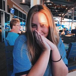 Meet your Posher, Cally